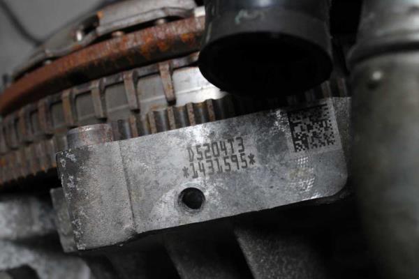 MOTEUR VOLVO 2.5L S60 / S80 / V60 / V70 / XC60 / XC70 CODE D5204T3 - Vue 7